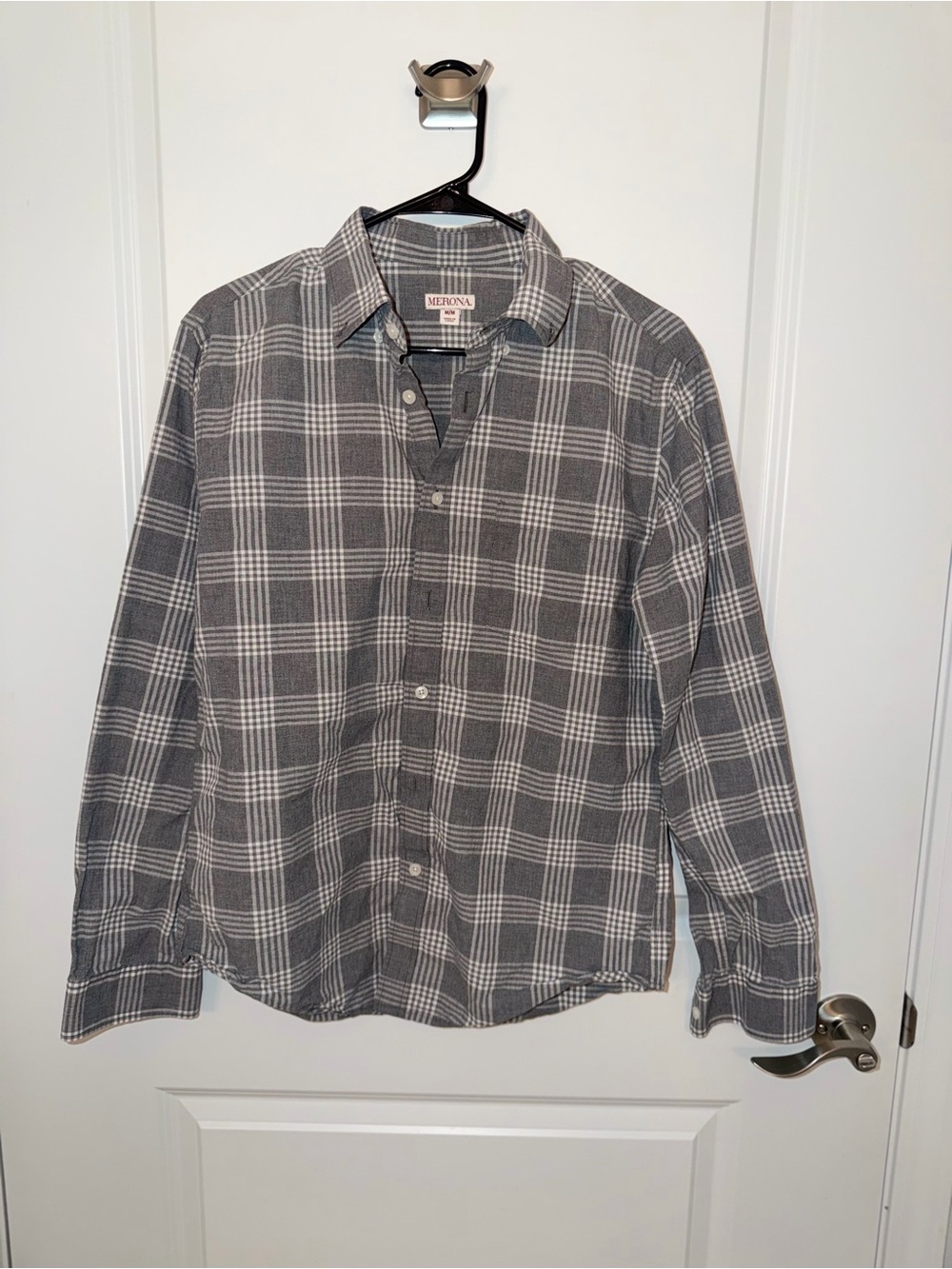 Merona Gray and White Plaid Long-Sleeve Button-Down Shirt